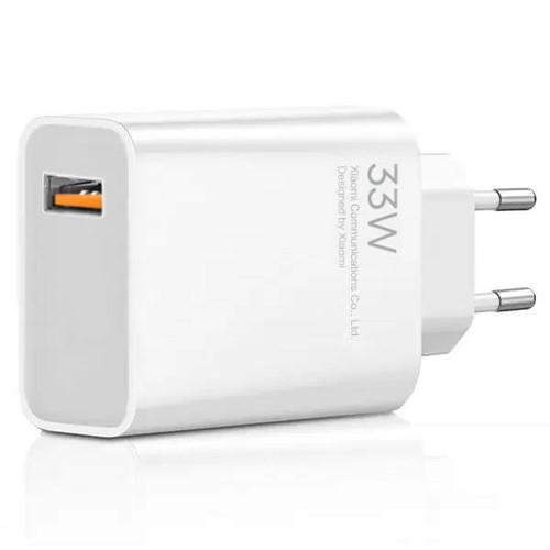 شارژر مدل 33 وات به همراه کابل تبدیل USB-C، دارای خروجی USB، امکان شارژ کردن سریعتر موبایل و تبلت با شدت جریان 2.0 آمپر و بالاتر، دارای فناوری Quick Charge 3.0